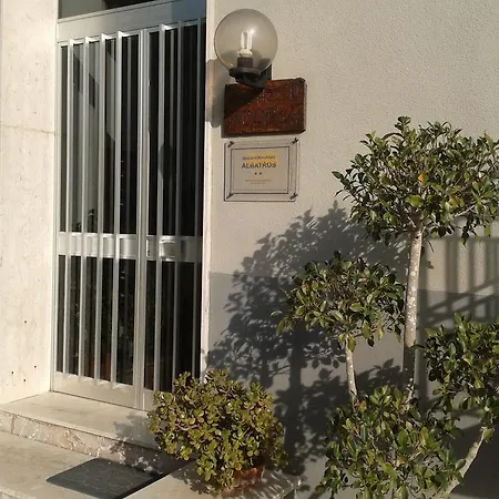 فندق مبيت وإفطار Albatros